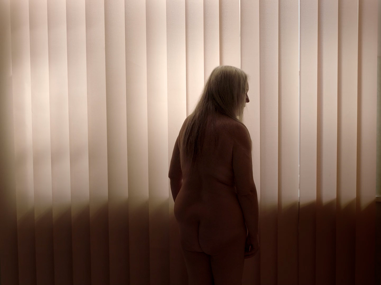 Mleko, 2024, directed by: Katarzyna Gondek, written by: Katarzyna Gondek, Katarzyna Szczerba, cinematography by: Małgorzata Szyłak, countries: Polska, Produkcja: Fundacja Filmowa Lumisenta, W koprodukcji z: The Pack Studio, sound.person, dobosz.studio, Palmyra Films, Nagrody & Wyróżnienia: goEast Konkurs Krótkometrażowych Filmów 2025