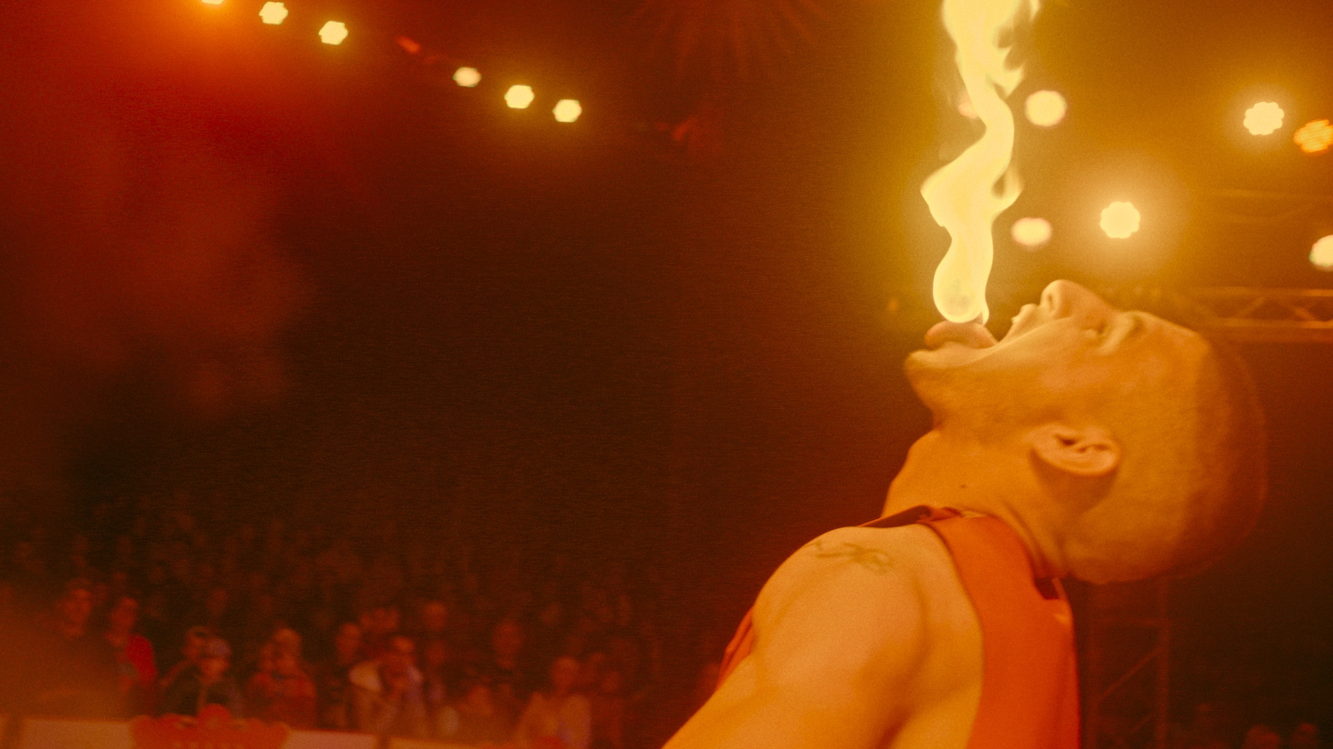 Fakir, 2024, directed by: Roman Ďuriš, written by: Roman Ďuriš, Michaela Hošková, cinematography by: Michaela Hošková, countries: Słowacja, Czechy, Polska, Produkcja: Bright Side Pictures, Lonely Production, Fundacja Filmowa Lumisenta, Ze wsparciem: Słowacki Fundusz Filmowy, Czeski Fundusz Filmowy, Radio&TV Słowacja, Fundusz Wyszechradzki, Nagrody & Wyróżnienia: 39th Dok.fest Munchen 2024, Millennium Docs Against Gravity 2024, IFF Art. Film 2024, Festival de Cine Peru 2024,, Markety & Warsztaty: DOX IN VITRO 2020, goEast Talent Lab 2021, Ex Oriente Film 2022, dok.inkubator 2023, IDFA Project Space 2023, East Silver Market 2023