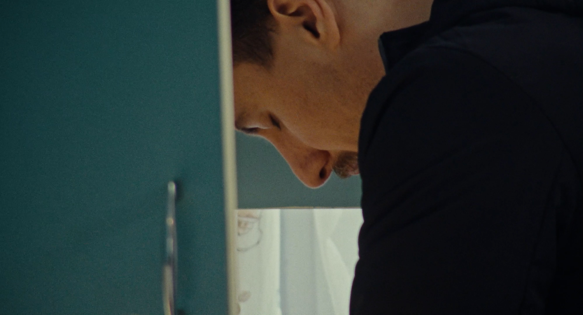 Dobry Chłopak, 2023, directed by: Mikołaj Piszczan, written by: Mikołaj Piszczan, cinematography by: Stefan Żółtowski, countries: Polska, Produkcja: Państwowa Wyższa Szkoła Filmowa, Telewizyjna i Teatralna im. Leona Schillera w Łodzi