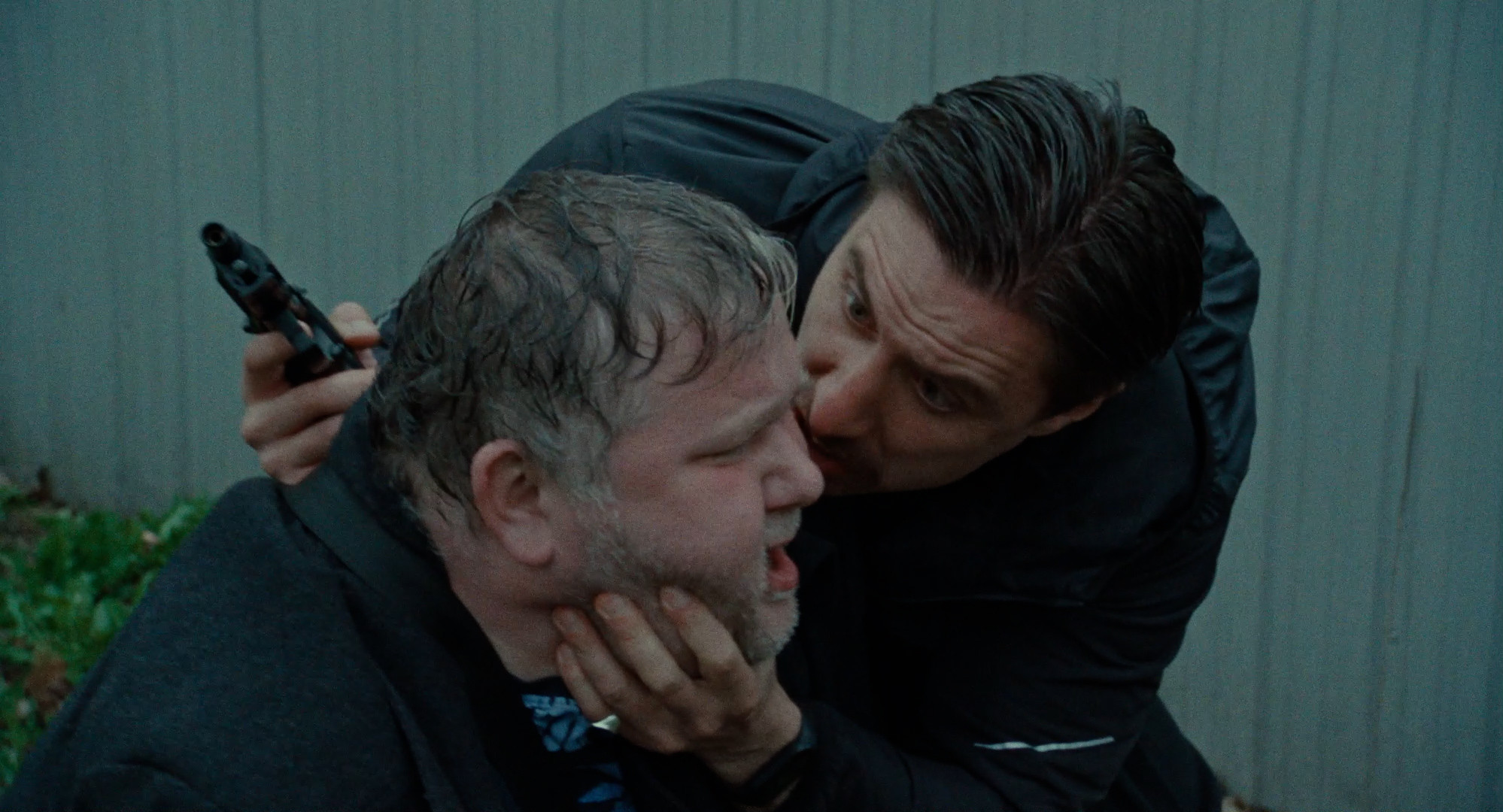 Dobry Chłopak, 2023, directed by: Mikołaj Piszczan, written by: Mikołaj Piszczan, cinematography by: Stefan Żółtowski, countries: Polska, Produkcja: Państwowa Wyższa Szkoła Filmowa, Telewizyjna i Teatralna im. Leona Schillera w Łodzi